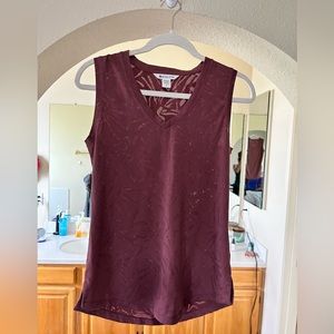 ATHLETA Breezy tank. Purple. Size S. EUC. $20.